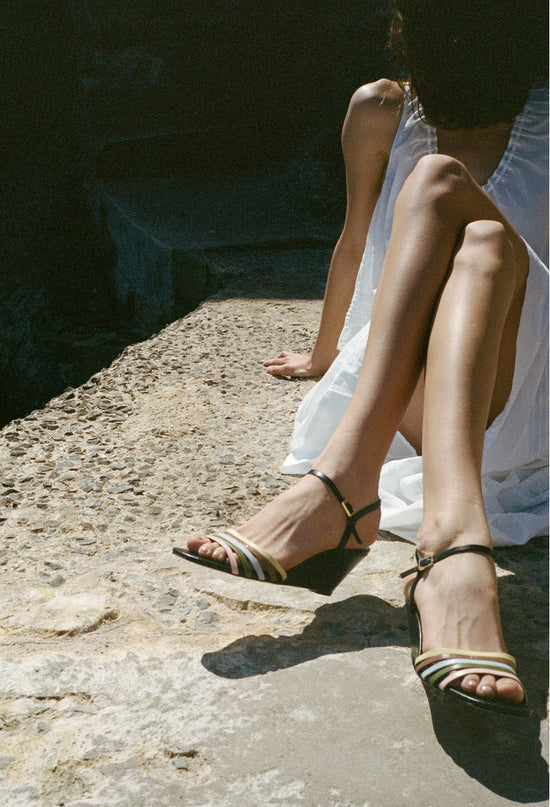 Larroudé x Ciao Lucia: Daiana Wedge Sandal Black Leather