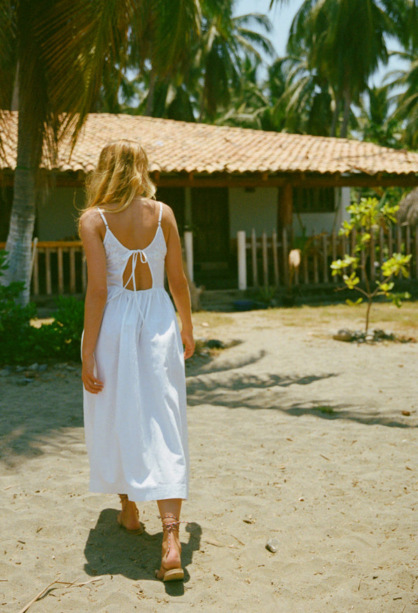 Neroni White Floral Embroidered Linen Dress Ciao Lucia Neroni White Floral Embroidered Linen Dress Ciao Lucia