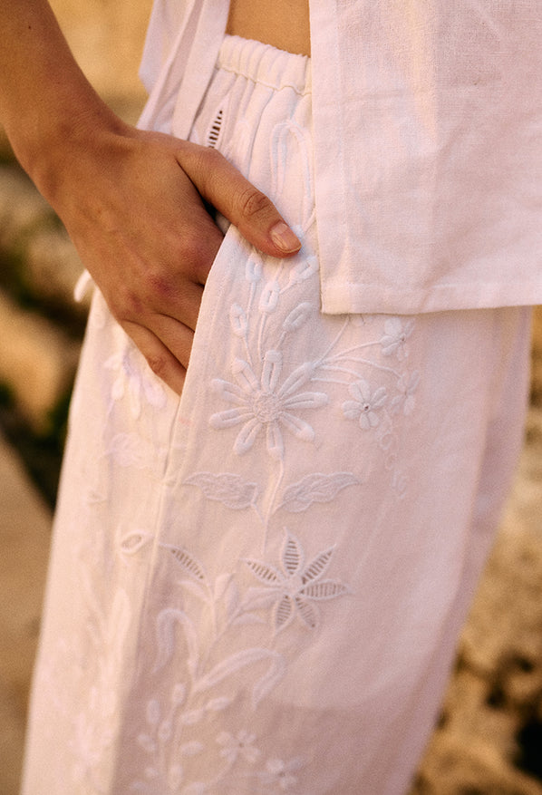 Ermanno White Embroidered Linen Pant Ciao Lucia Ermanno White Embroidered Linen Pant Ciao Lucia