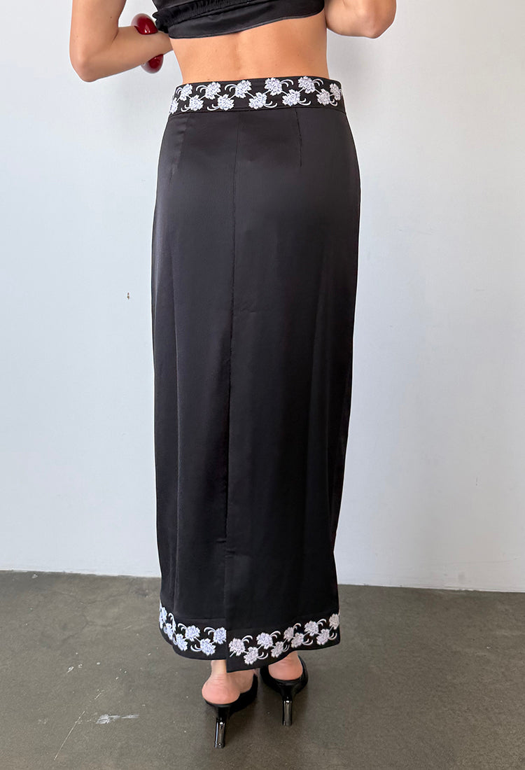 Elly Black Satin Skirt – Ciao Lucia