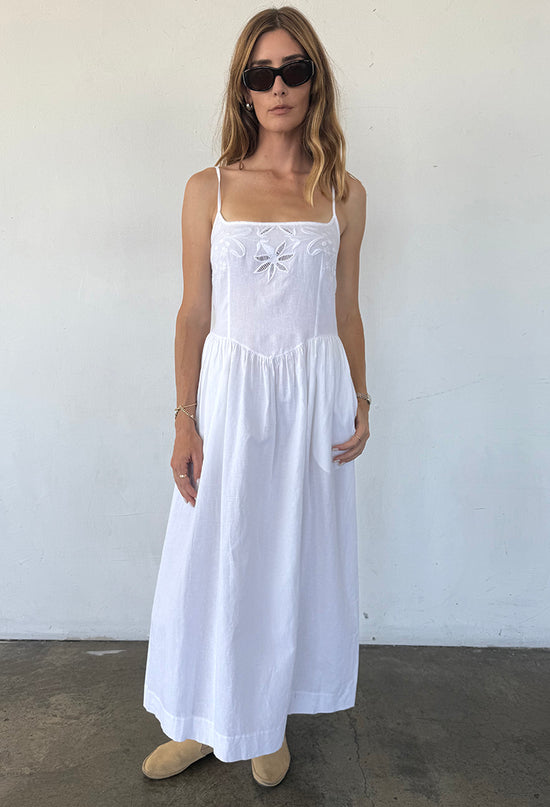 Neroni White Floral Embroidered Linen Dress