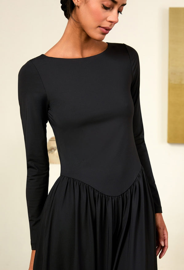 black jersey cocktail dress Oh Polly Stasia contrast sweetheart jersey mini dress in black
